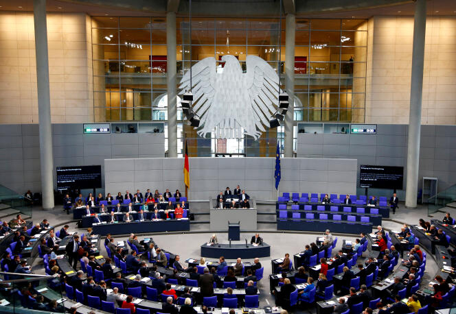 Session du Bundestag, à Berlin, le 12 décembre.