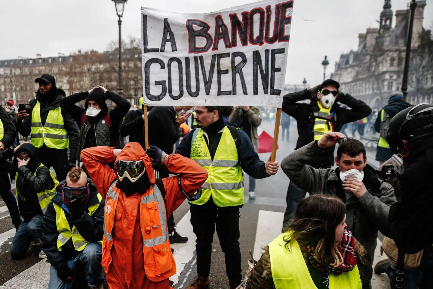 Croix de Lorraine, «Acab»… Ces symboles aperçus dans les manifestations des  Gilets jaunes - Le Parisien