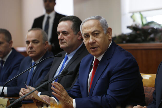 Le premier ministre israélien, Benyamin Nétanyahou, lors du conseil des ministres hebdomadaire, le 23 décembre 2018, à Jérusalem.