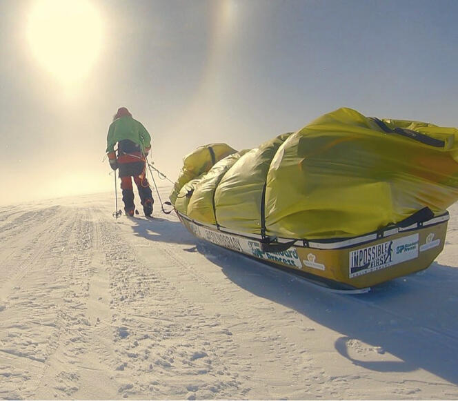 Colin O’Brady est le premier à avoir accompli l’exploit de traverser dans des conditions extrêmes les terres glacées de l’Antarctique d’un côté à l’autre.