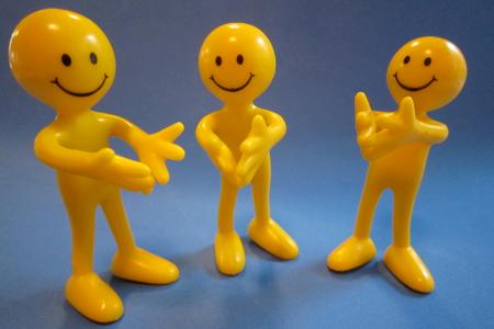 La question du bonheur au travail intéresse de plus en plus les entreprises. Mais ce « happiness management » est-il vraiment pour notre bien ?