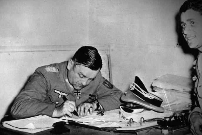 « Détruire Paris, les plans secrets d’Hitler » : Paris fut bien à deux doigts de brûler F202612_p6MlvtF-AKCCucCTAUxplfsx