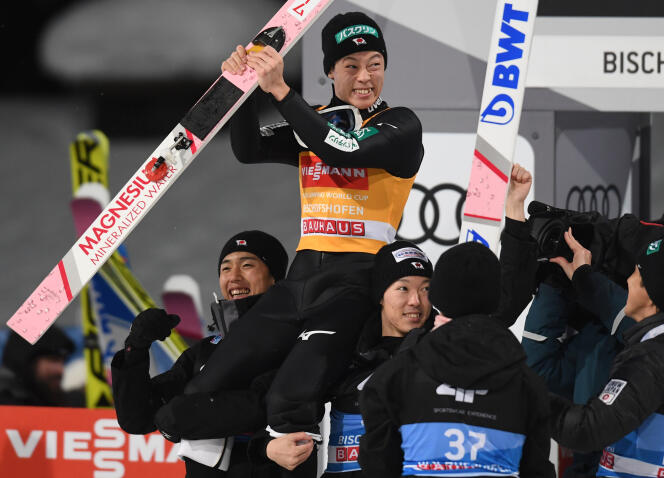 Ryoyu Kobayashi est entré dans l’histoire du saut à ski.
