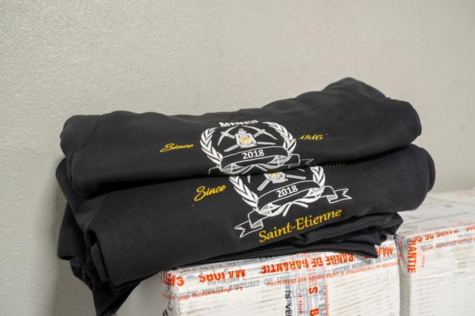 Réception des nouveaux sweat-shirts à l’effigie de l’école des Mines de Saint-Etienne, le 7 janvier 2019.