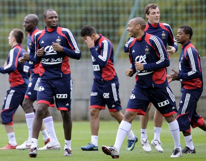 Ligue 1 : Henry et Vieira, le rude apprentissage du métier ...