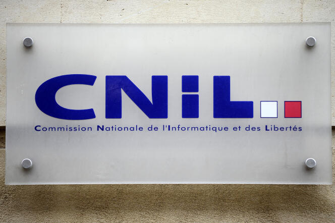 Le logo de la Commisson nationale de l'informatique et des libertés à Paris, en 2013. La CNIL a infligé une amende record à Google le 21 janvier.
