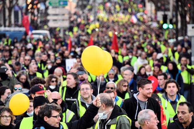 Lors d’une manifestation de « gilets jaunes », à Marseille, le 19 janvier 2019.