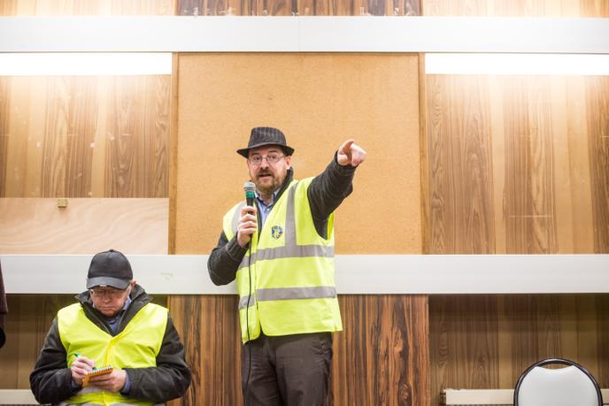 A Caudry Des Gilets Jaunes Veulent Reprendre La Main