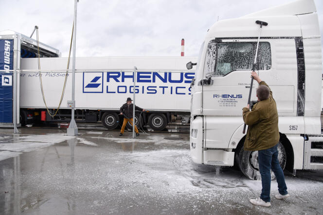 La station de lavage pour camions  Rhenus, sur le Port du Rhin, à Strasbourg, en 2016.