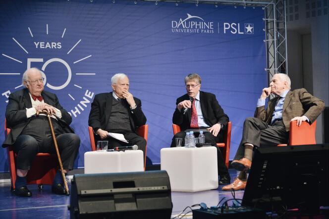 Pour le 50e anniversaire de l’université Paris-Dauphine, quatre prix Nobel : James Heckman (2000), Edmund Phelps (2006), Lars Hansen (2013) et Angus Deaton (2015) ont planché sur ce que sera la théorie économique dans cinquante ans.