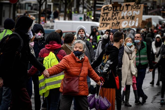 Lors de la manifestation pour le climat à Lyon, le 27 janvier.
