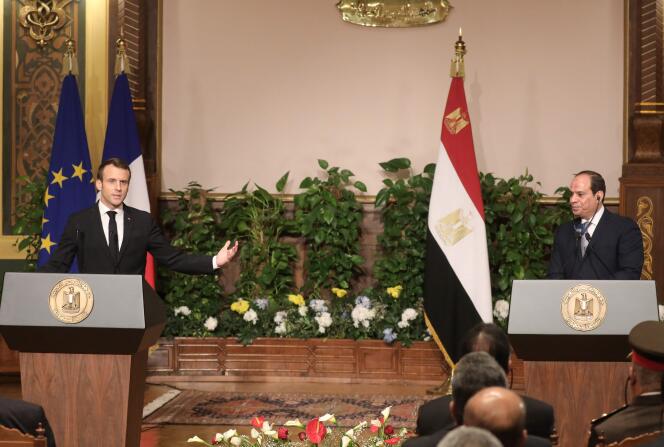 Emmanuel Macron et Abdel Fattah Al-Sissi, au Caire, le 28 janvier.