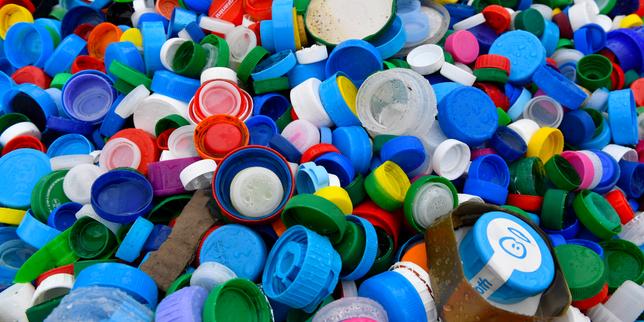 Loi antigaspillage : « Recycler 100 % de nos plastiques à l'infini est une illusion »