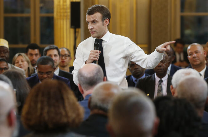 Emmanuel Macron lors du débat avec des élus ultramarins, le 1er février.