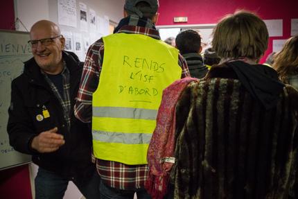 L’ISF et «&nbsp;les riches&nbsp;» sont au cœur des slogans des «&nbsp;gilets&nbsp;jaunes&nbsp;»&nbsp; (ici&nbsp;à Sorcy-Saint-Martin, dans la Meuse, le 26 janvier).
