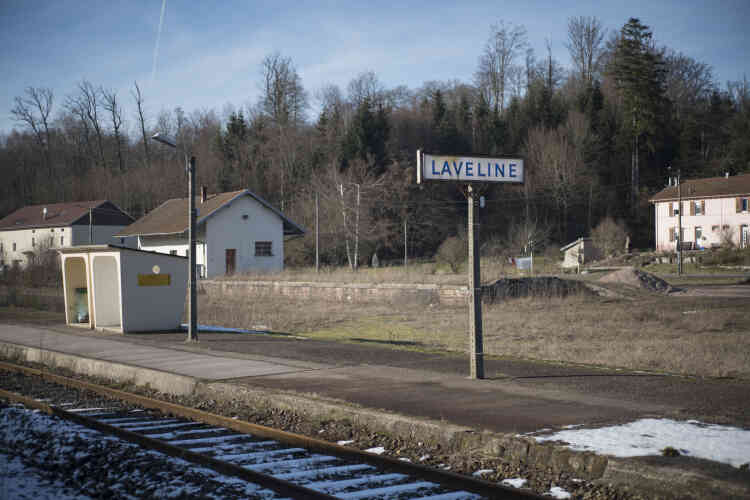Arrêt désaffecté de Laveline sur la ligne de train d’Epinal à Saint-Dié-des-Vosges, le 6 février.