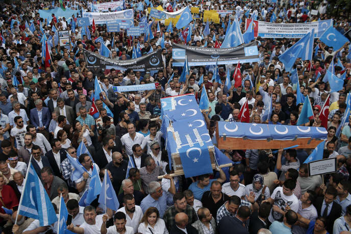 Manifestation de soutien aux Ouïghours, en 2015 à Istanbul.