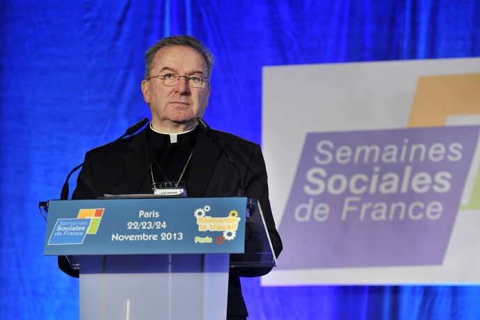 Mgr Luigi Ventura, nonce apostolique en France, lors de la 88e Semaine sociale de France, à Paris, en novembre 2013.