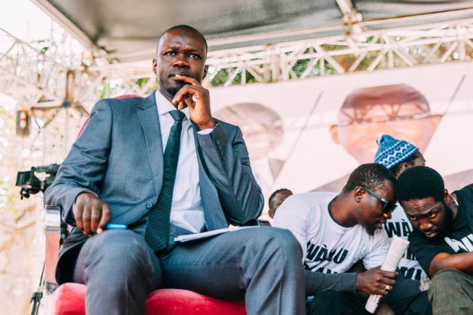 Le candidat à l’élection présidentielle Ousmane Sonko, lors d’un débat organisé par le rassemblement « Y’en a marre », à Dakar, le 21 février.