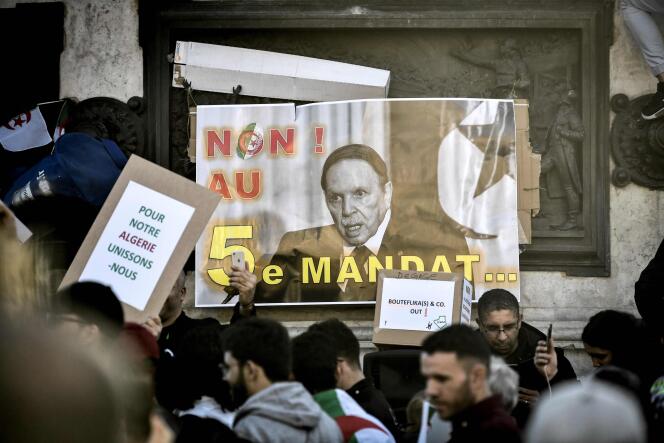 Manifestation contre la candidature d’Abdelaziz Bouteflika à la présidentielle, à Alger, le 24 février 2019.