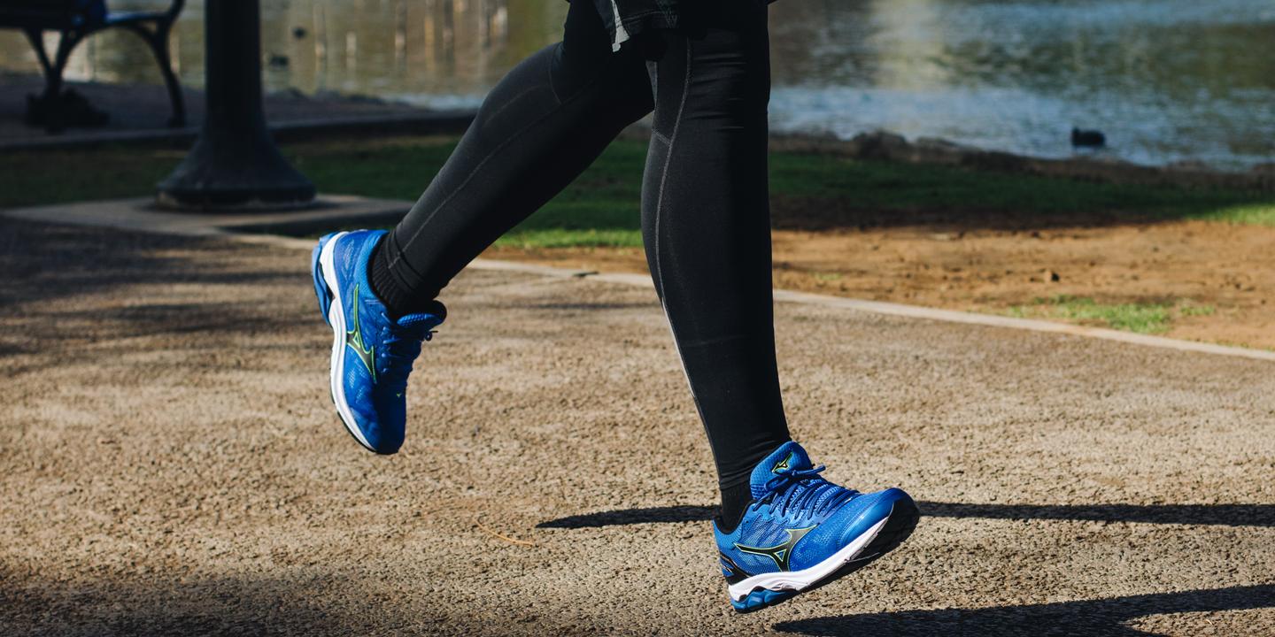 mizuno running shoes ranking