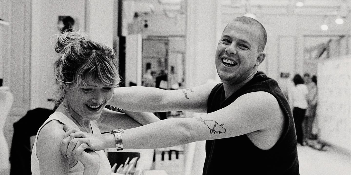 Mcqueen toute noir shop