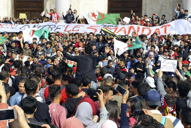 Manifestations, le 5 mars, à Alger, contre un cinquième mandat du président Bouteflika.