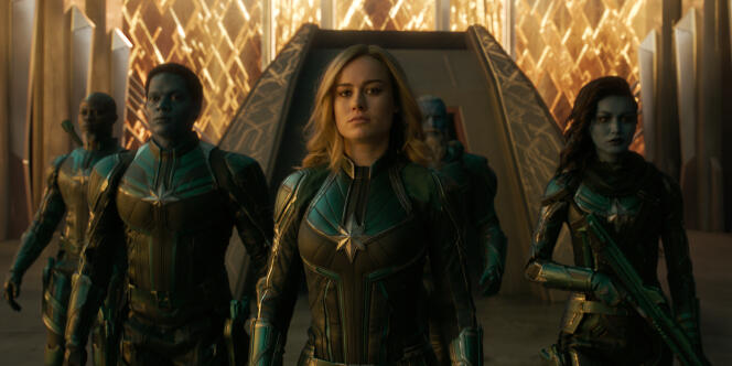 De gauche à droite : Korath (Djimon Hounsou), Att-Lass (Algenis Perez Soto), Carol Danvers/Captain Marvel (Brie Larson), Bron-Char (Rune Temte) et Minn-Erva (Gemma Chan).