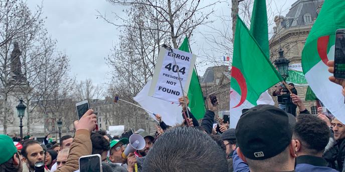 Manifestation contre un cinquième mandat du président algérien, à Paris, le 3 mars 2019.