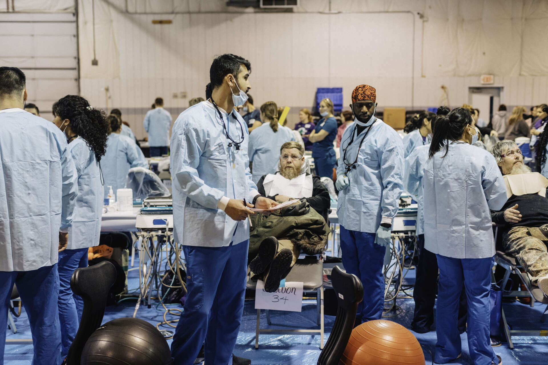 Quelque 350 médecins et infirmiers bénévoles du RAM ont soigné 600 patients le 2 mars à Harrisonburg (Virginie).