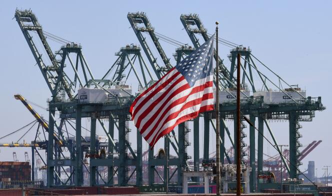 Long Beach (Californie), port d’entrée principal pour les échanges commerciaux entre les États-Unis et l’Asie.
