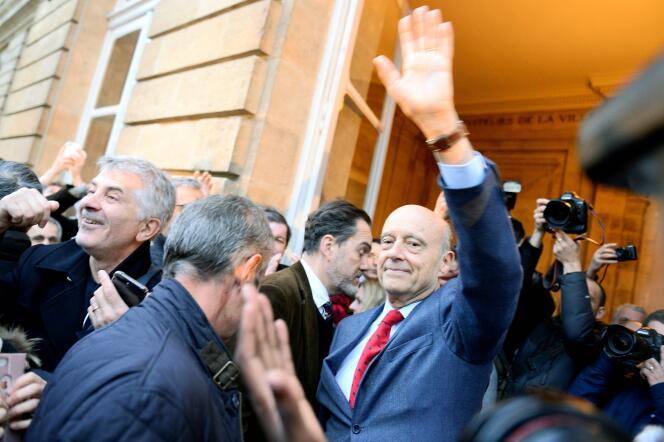 Alain Juppé fait ses adieux à la mairie de Bordeaux, le 7 mars.