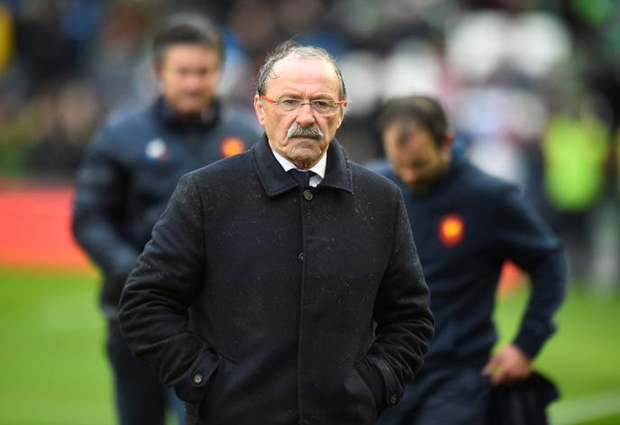 Jacques Brunel à Dublin lors de la défaite française contre l’Irlande, le 10 mars.