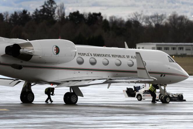 L’avion officiel algérien avant son décollage le 10 mars 2019 à l’aéroport de Genève.