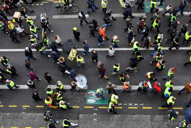 28 600 manifestants ont défilé le 9 mars en France, dont 3 000 à Paris, soit la plus faible mobilisation depuis le début du mouvement.