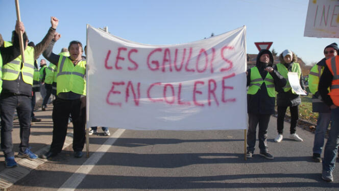 Manifestation de « gilets jaunes » en Picardie, fin 2018.