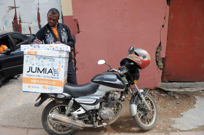 Un livreur de Jumia, à Lagos, en 2013.