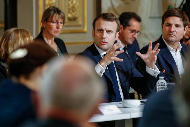 Emmanuel Macron, lors de la rencontre avec des intellectuels, à l’Elysée, le 18 mars 2019.