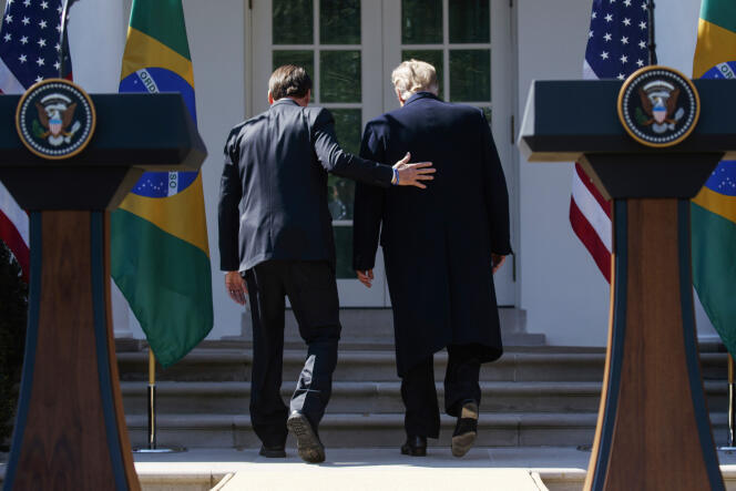 Les présidents Jair Bolsonaro et Donald Trump à l’issue d’une conférence de presse conjointe le 19 mars 2019 à la Maison Blanche.