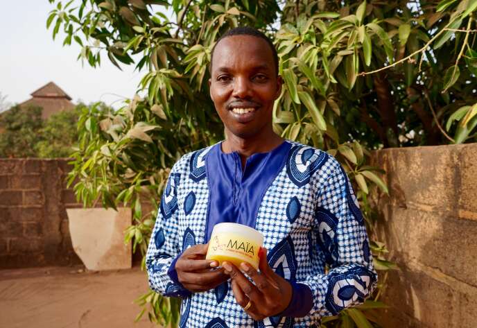 Gérard Niyondiko, l’inventeur de la pommade Maïa à Ouagadougou, le 14 mars 2019.