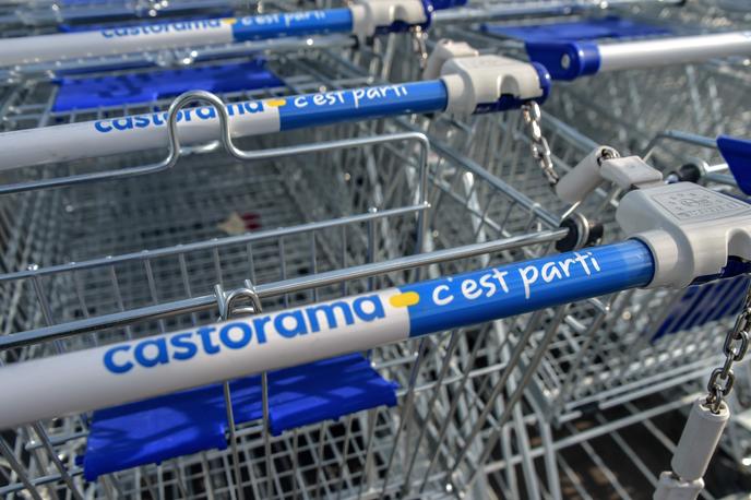 En France, neuf magazins Castorama, tous déficitaires, cesseront leur activité d’ici à 2020.