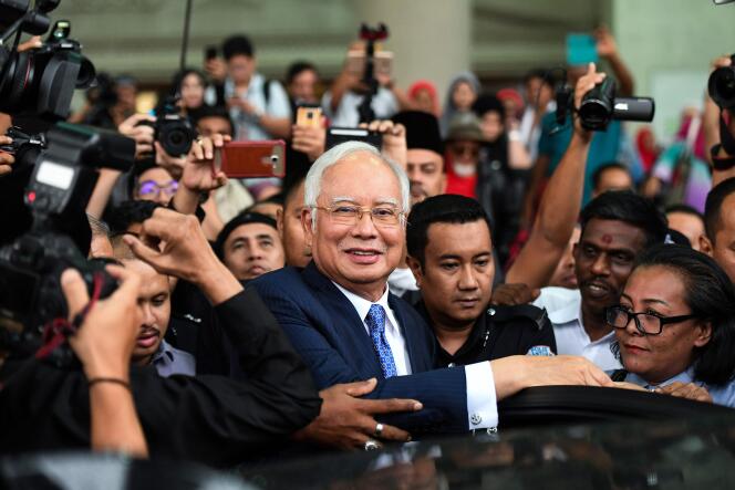 Najib Razak, le 3 avril devant le tribunal de Kuala Lumpur.