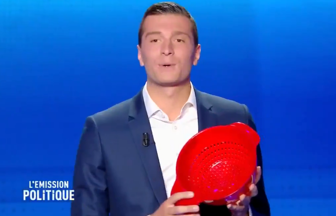 Jordan Bardella lors du débat sur France 2 jeudi 4 avril.