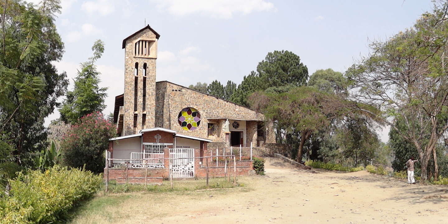 Rwanda 1994 Léglise Saint Jean De Kibuye Oubliée De Dieu - 