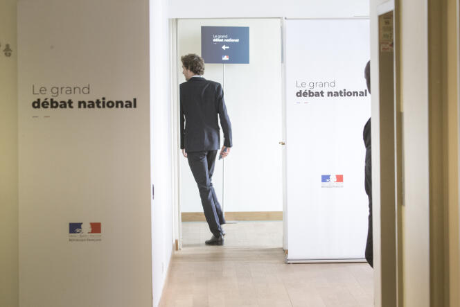 Restitution du grand débat national au Grand Palais, à Paris, le 8 avril 2019.
