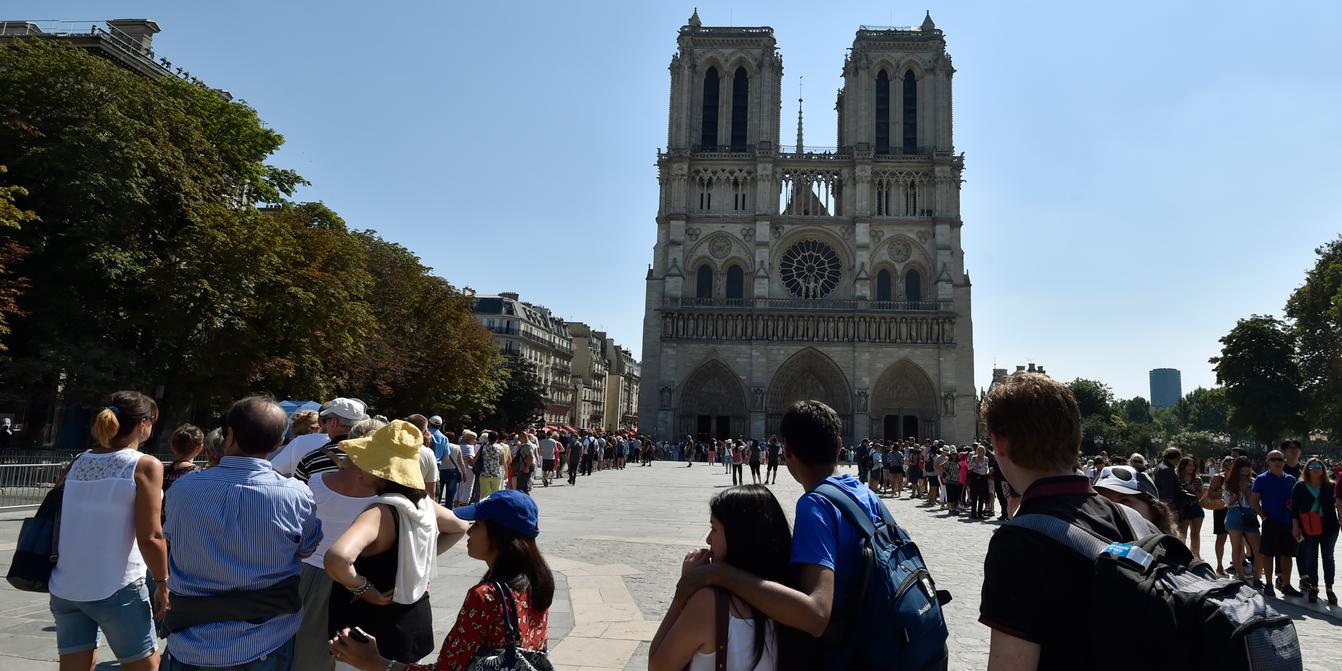 Apr s l incendie de Notre Dame de Paris le secteur du tourisme