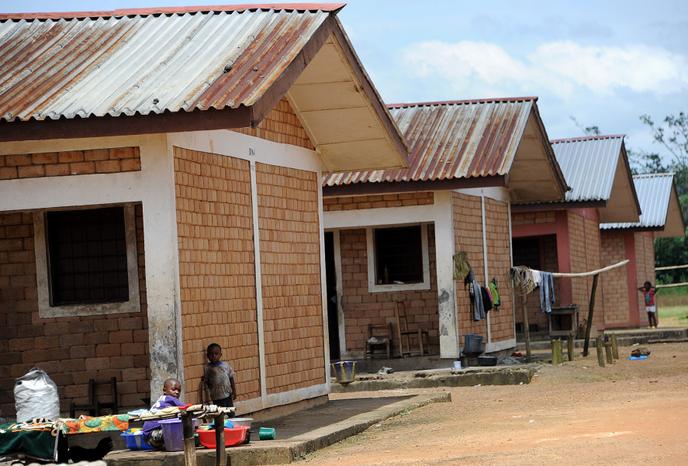 Des logements d’ouvriers des plantations de Firestone à Harbel, au Liberia, en octobre 2016.
