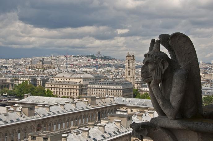 Incendie De Notre Dame La Gargouille Legendaire Du Stryge Est Devenue L Une Des Icones De Paris