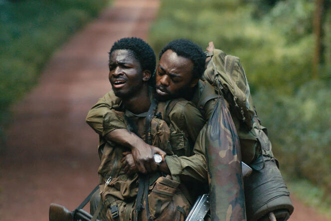 Faustin, l’ex-paysan (Stéphane Bak, à gauche) et le sergent Xavier (Marc Zinga), perdus en RDC.