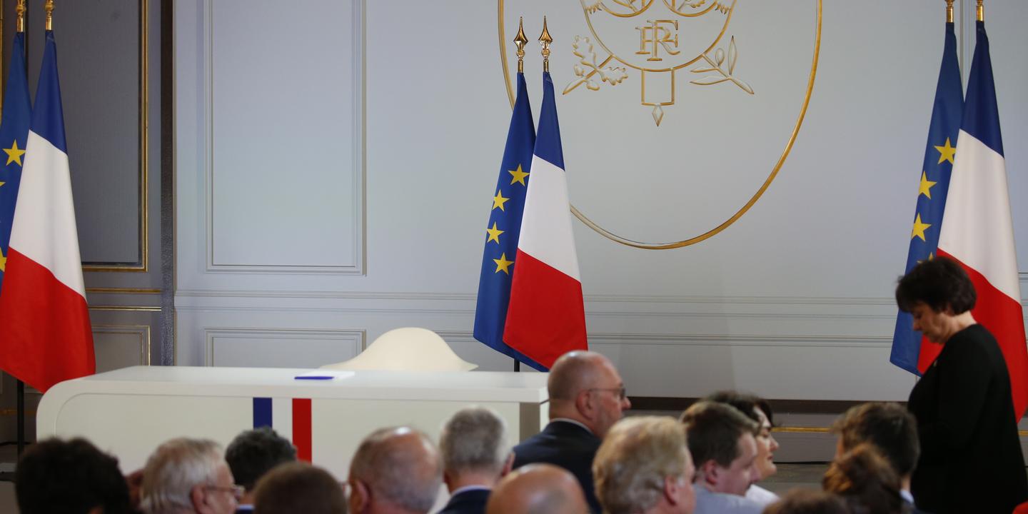 Annonces De Macron Il Assume De Revenir A Son Discours Originel
